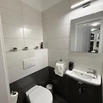 Apartment Great Forest, Free Parking - Rest & Nest Chic *